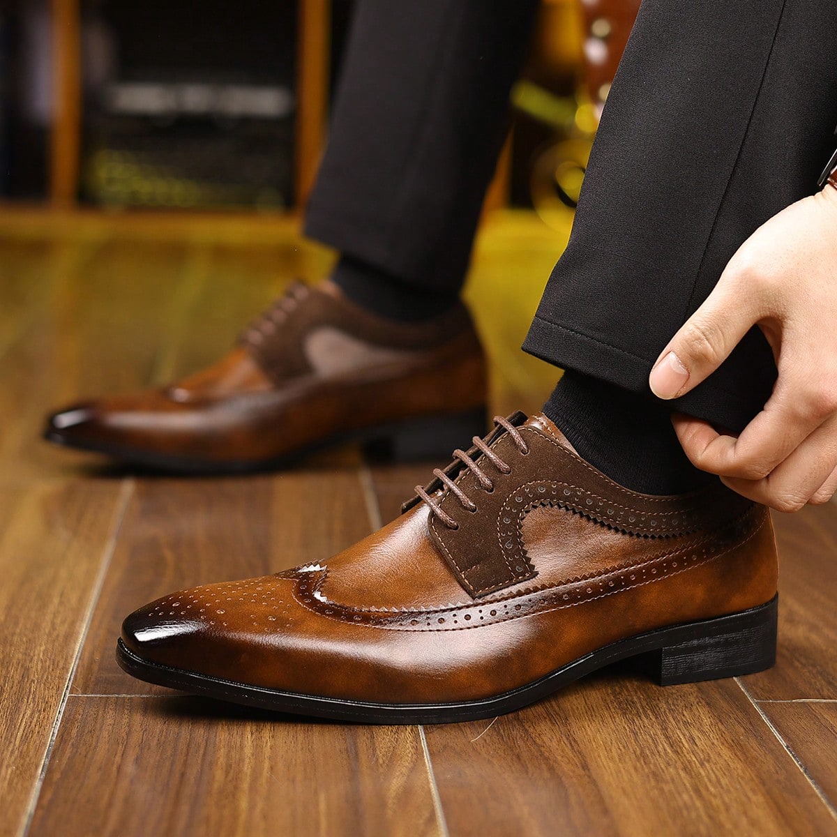 Formal Men Daily Wear Footwear - Sepatu Formal Pria Model Brogue dengan