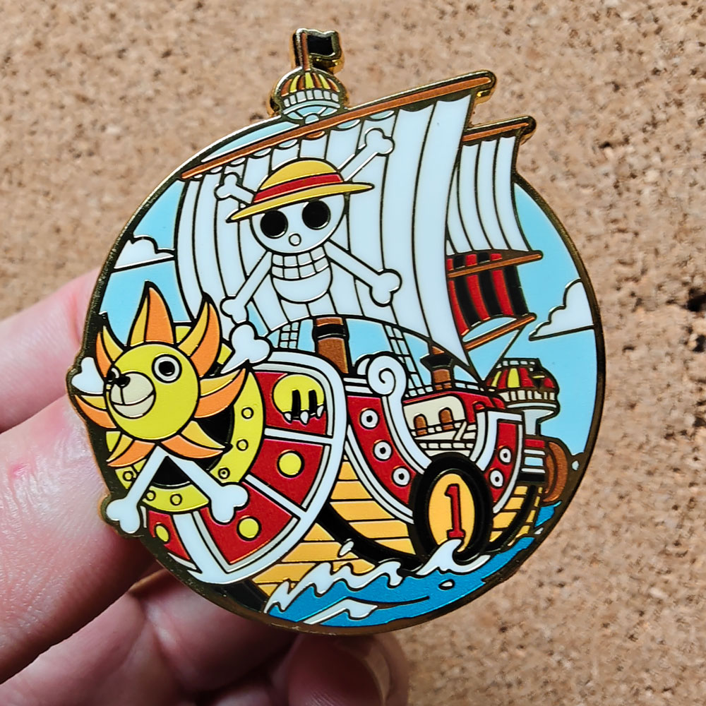 Pin Enamel Keras dengan Desain - Tuxedo Lapel Pin ulasan dan harga